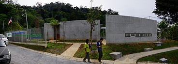 02 Banding rainforest research centre