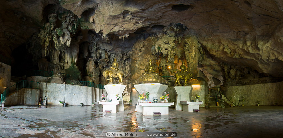 07 Cave with Samantabhadra Bodhisattva, Vairocana Buddha and Manjusri Bodhisattva