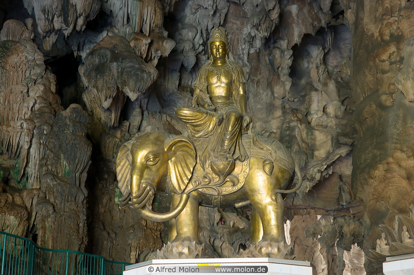 08 Golden statue of Samantabhadra Bodhisattva on elephant