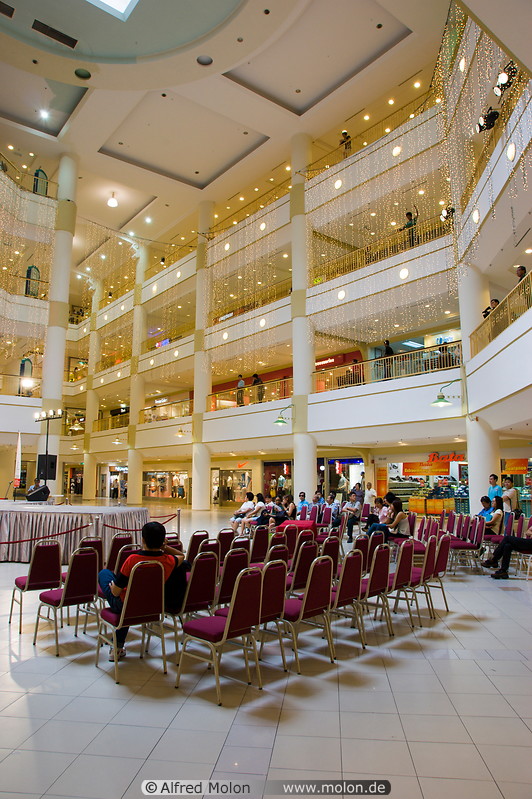 20 Ipoh Parade shopping mall