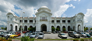 05 Ipoh train station and hotel