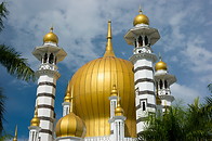 06 Ubudiah mosque - golden dome and minarets