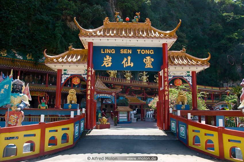 01 Lin Seng Tong Chinese temple