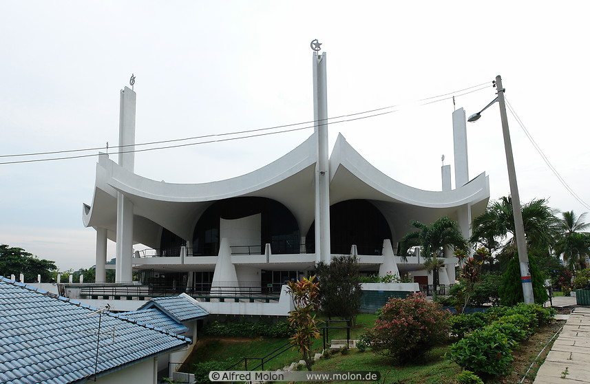 24 State mosque