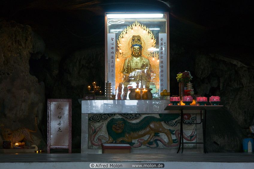 05 Altar with statue of Guanyin goddess