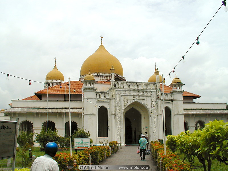 11 Mosque