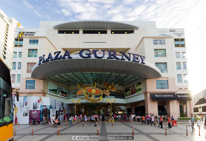 17 Gurney Plaza shopping mall