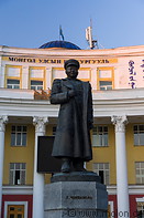 26 Khorloogiin Choibalsan statue