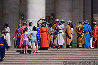 03 People in traditional Mongolian dress