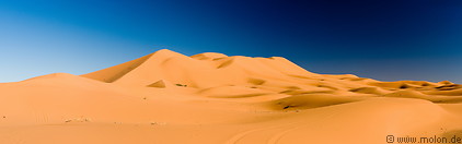 04 Erg Chebbi sand dunes