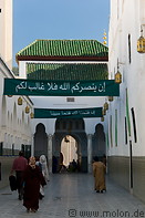 06 Passageway in mausoleum of Moulay Idriss