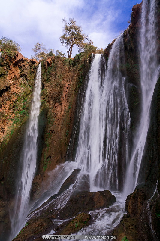 21 Ouzoud waterfall