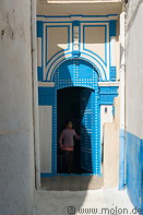 06 White and blue door