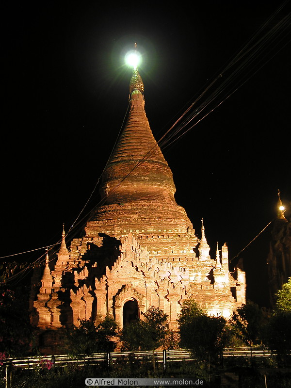05 Pagodas at night