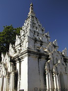 15 Shwezigon pagoda