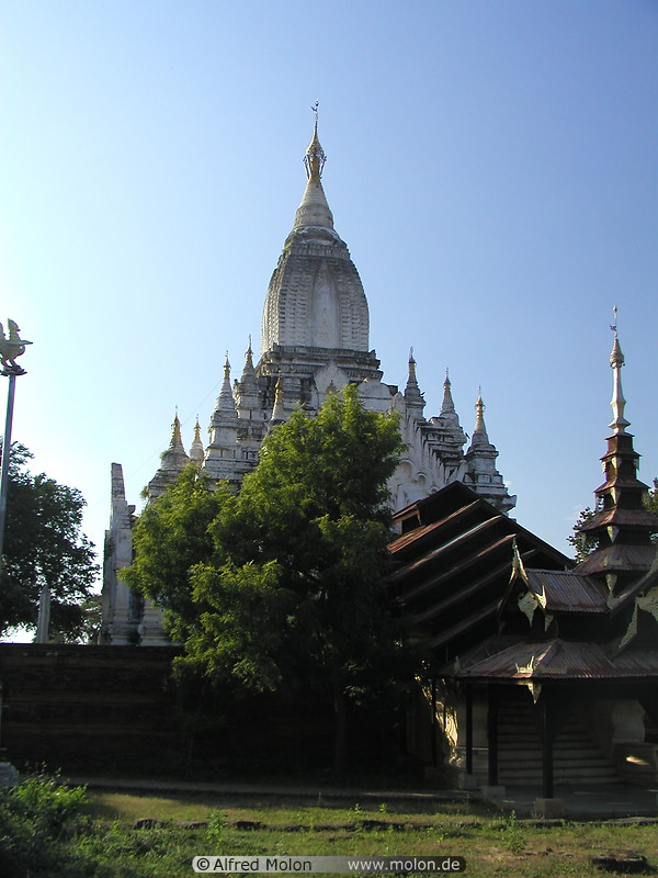 38 Lemyetnar pagoda