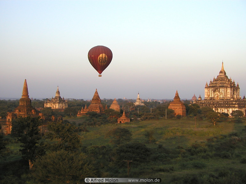 07 Evening view over Bagan plain