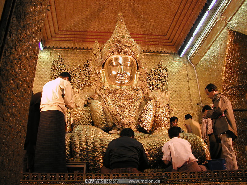 03 Mahamuni Buddha image
