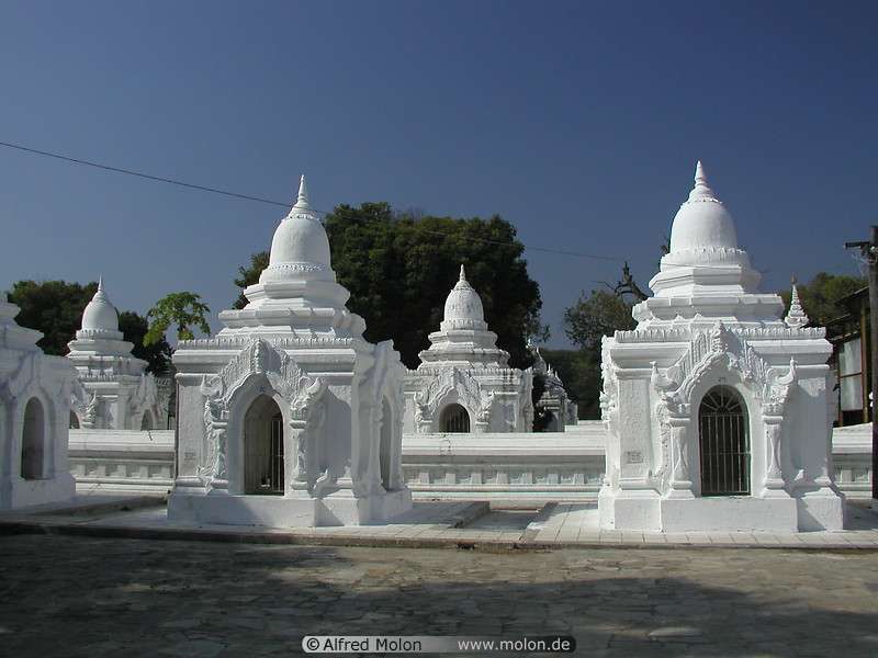 31 Kuthodaw pagoda