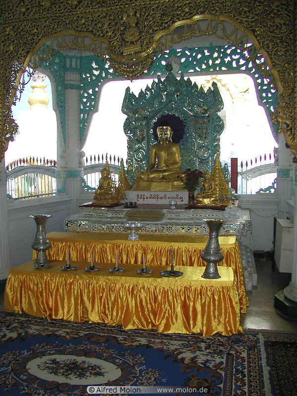 32 Kuthodaw pagoda