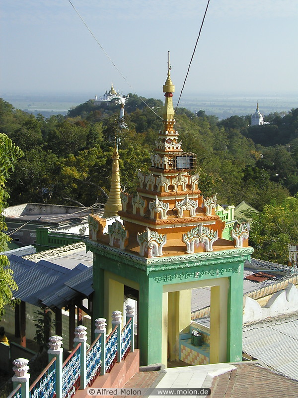 15 View from U Min Thone Sae pagoda