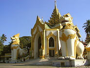 08 West gate to Shwedagon pagoda