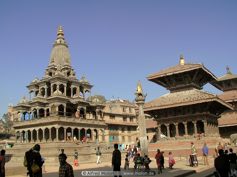 06 Durbar square with temples