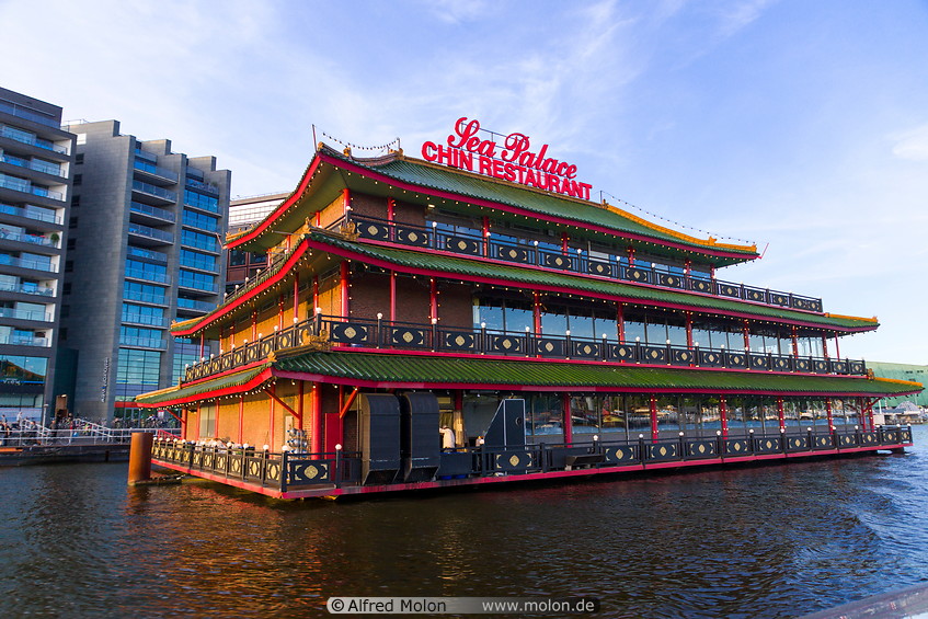 14 Sea Palace Chinese restaurant