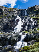 07 Waterfall