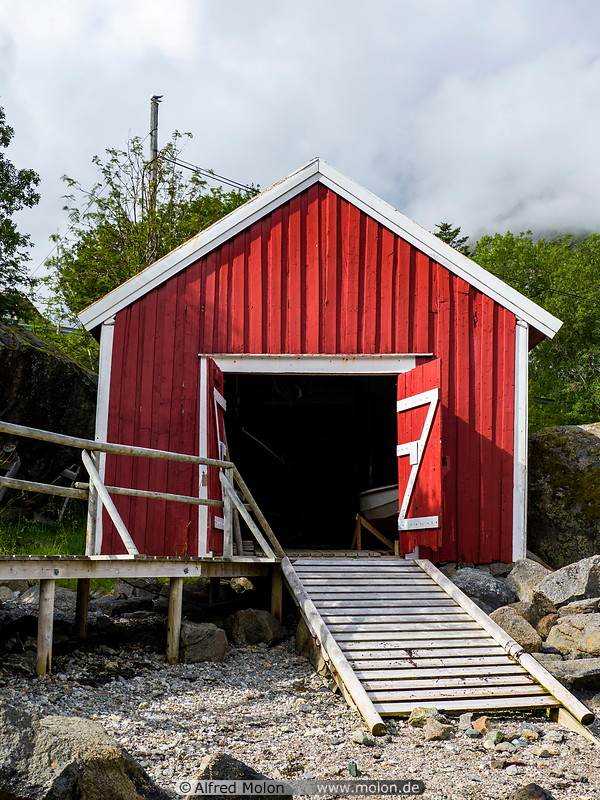 29 Boat house in Nusfjord