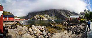 32 Nusfjord bay