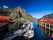 35 Å i Lofoten harbour area