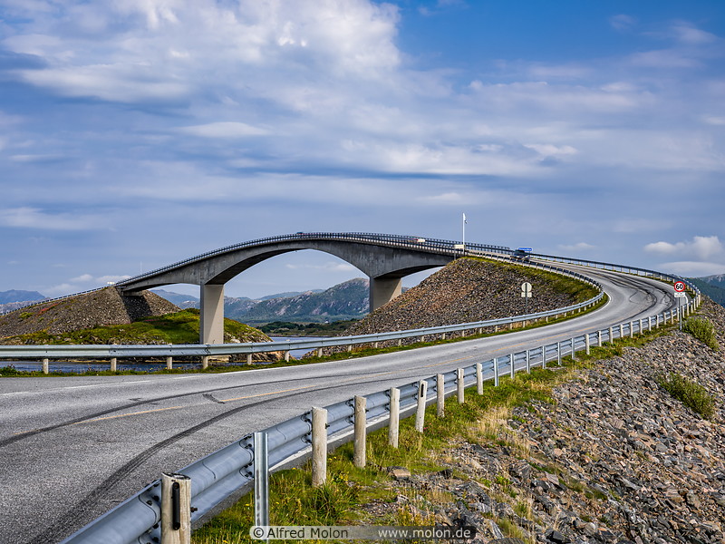 16 Storseisund bridge on Atlanterhavsveien