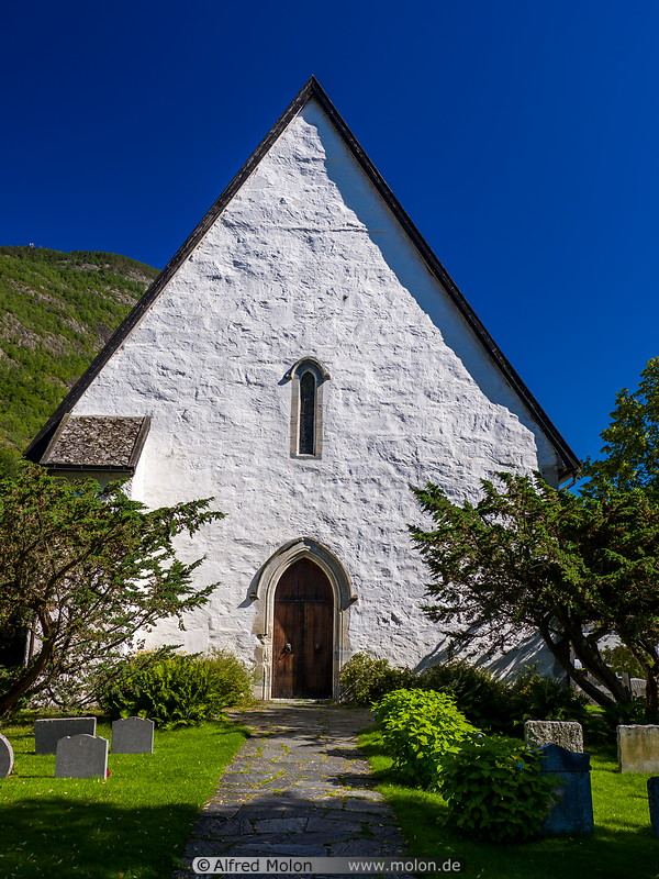 43 Aurland church