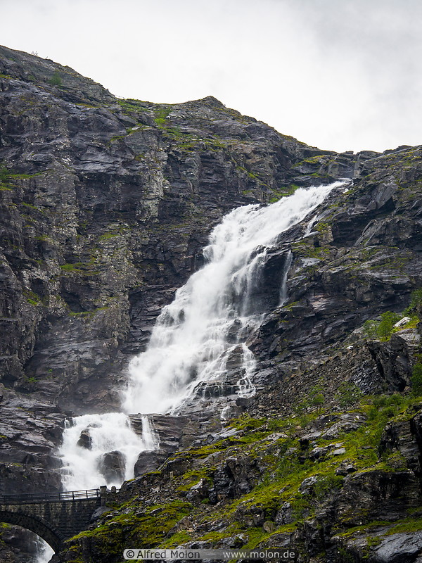 03 Stigfossen waterfall