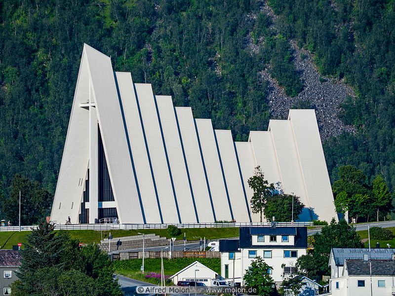 06 Arctic cathedral