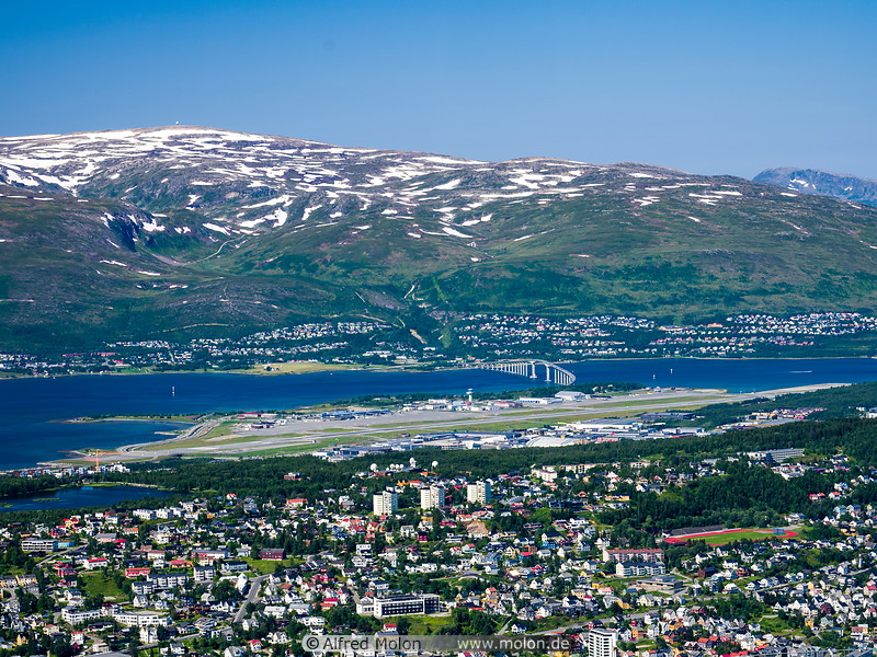 10 Tromso island and mountains