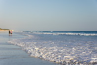 29 Waves breaking on sandy beach
