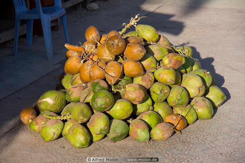 12 Coconuts