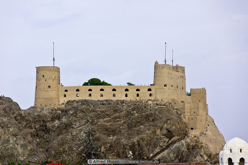 25 Al Mirani fort