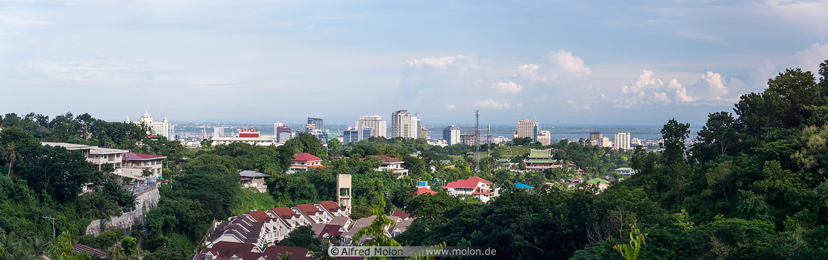 04 Panoramic view of Cebu city