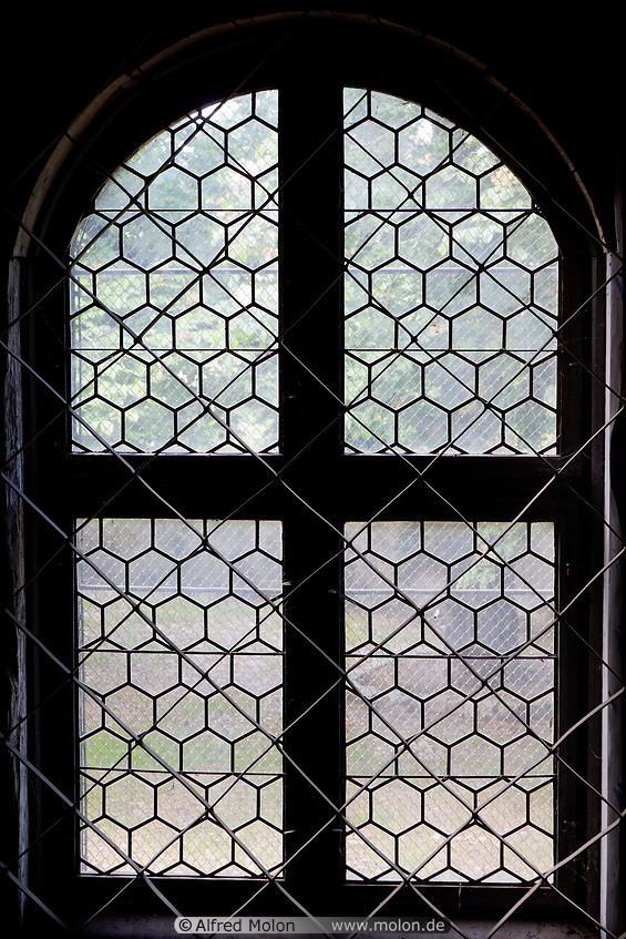 05 Window