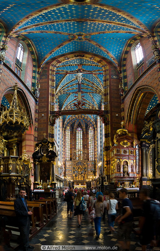 12 Interior of the basilica