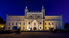 18 Lublin castle at night