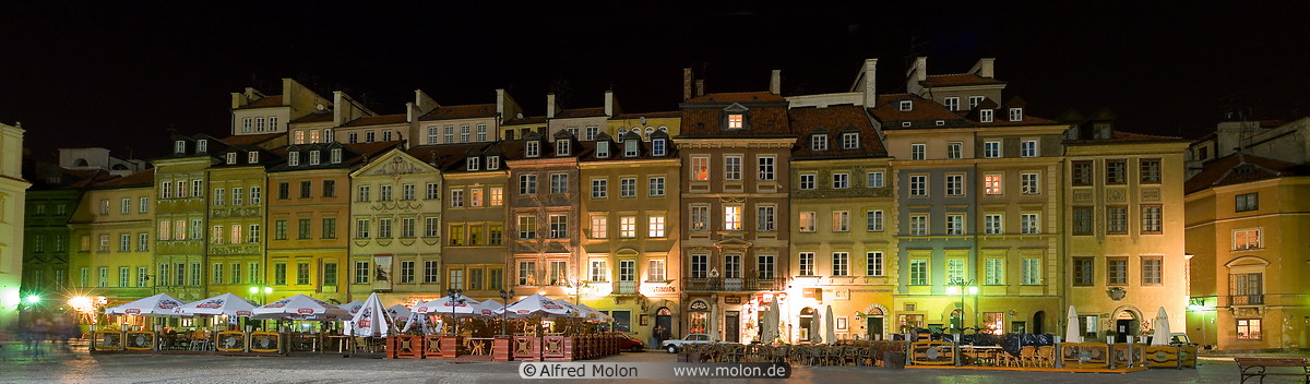 24 Old town square at night - Barss side