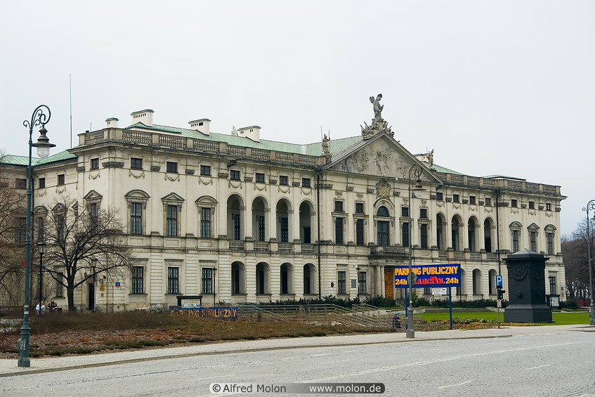 25 Krasinski palace