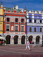 06 Houses on market square