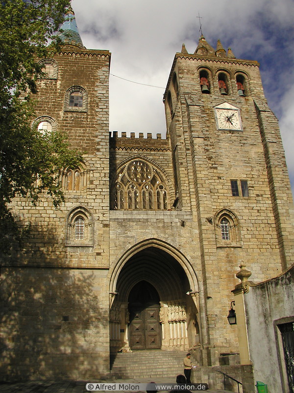 11 Evora - Cathedral