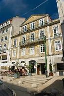 11 Building on Largo R Pinheiro