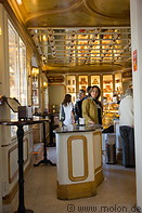06 Inside a cafe